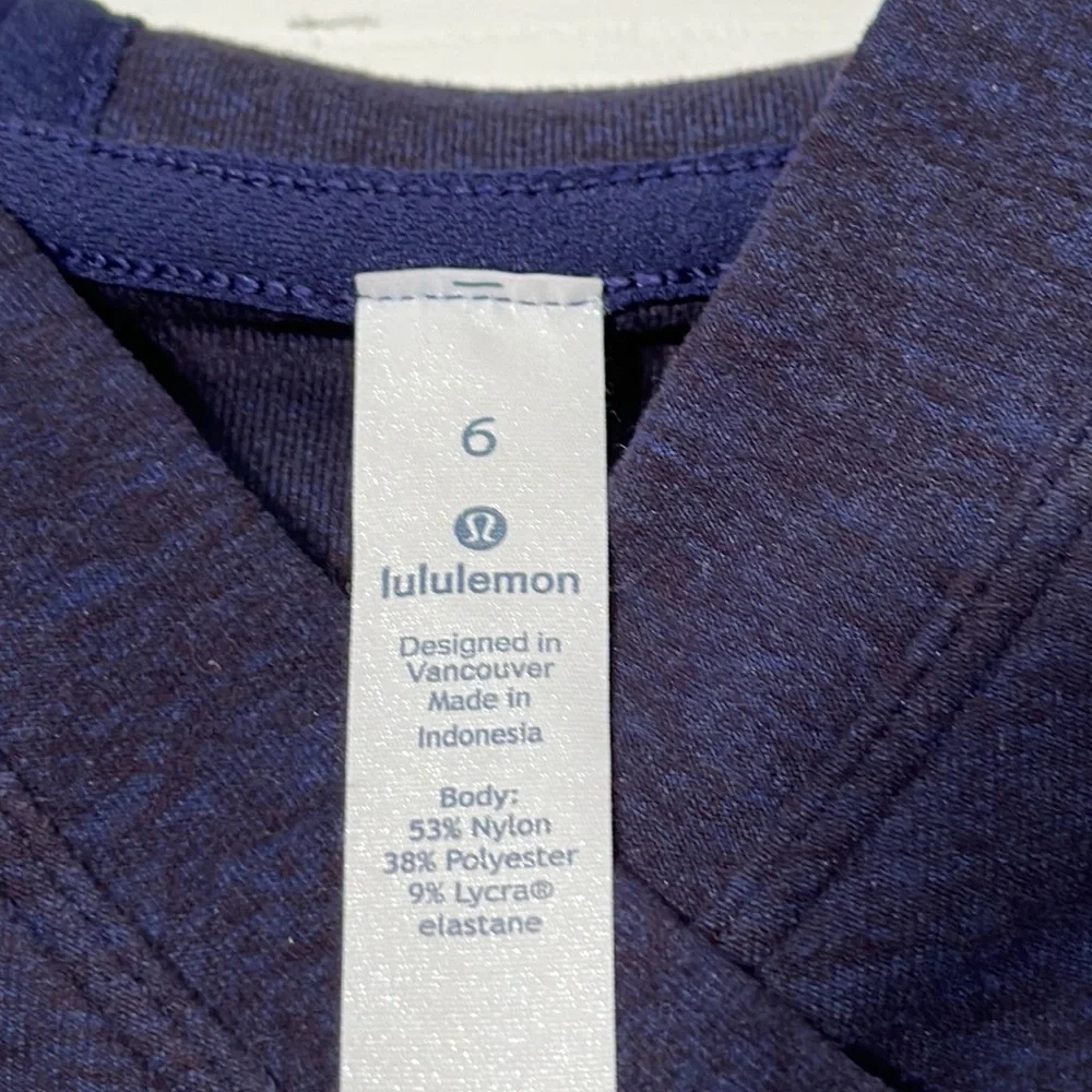 💥🍋PRICE DROP!!! Lululemon athletica hoodie ~ Size 6, color blue with black….. - Picture 7 of 9